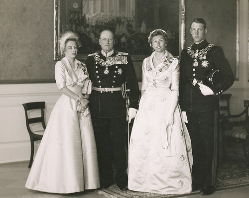 Kongefamilien i Stiftsgården (1958)